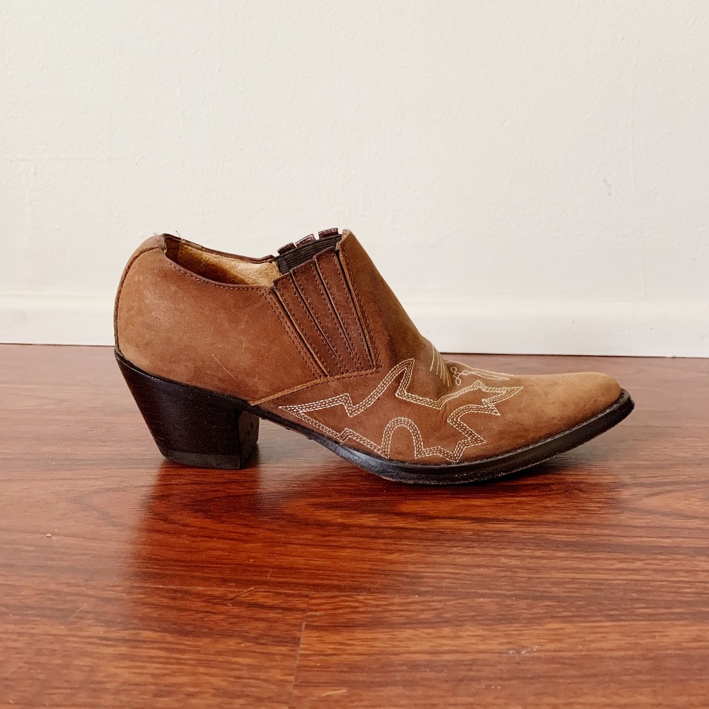 ROPER Western Cowboy Ankle Boots, Fits Women's Size-7 although labled Size-6.5